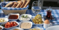 ANKARA KAHVALTISINDA EGE ESİNTİLERİ