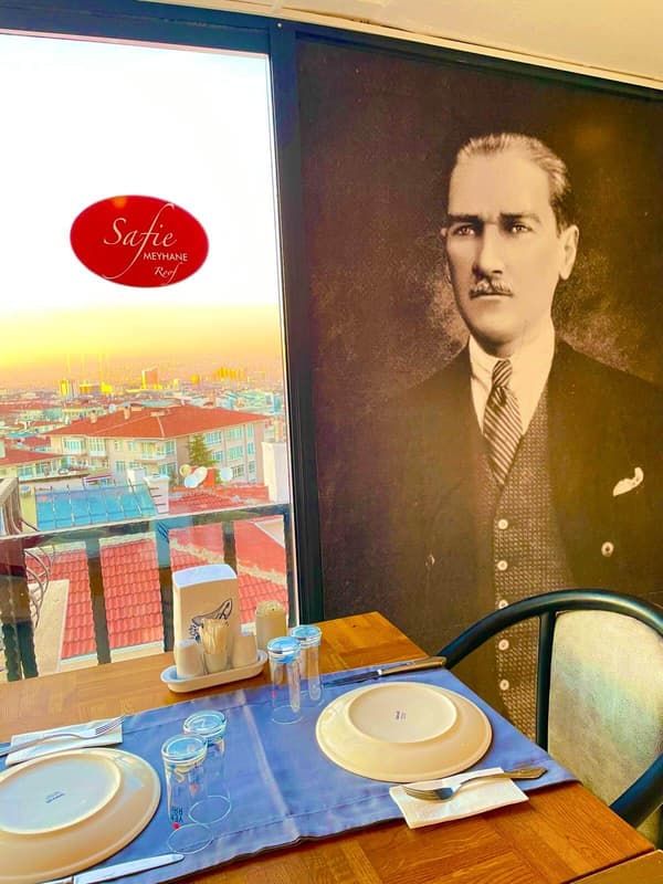 Safie Meyhane Roof Çankaya - 17. Fotoğraf Safie Meyhane Roof Çankaya - 17. Fotoğraf