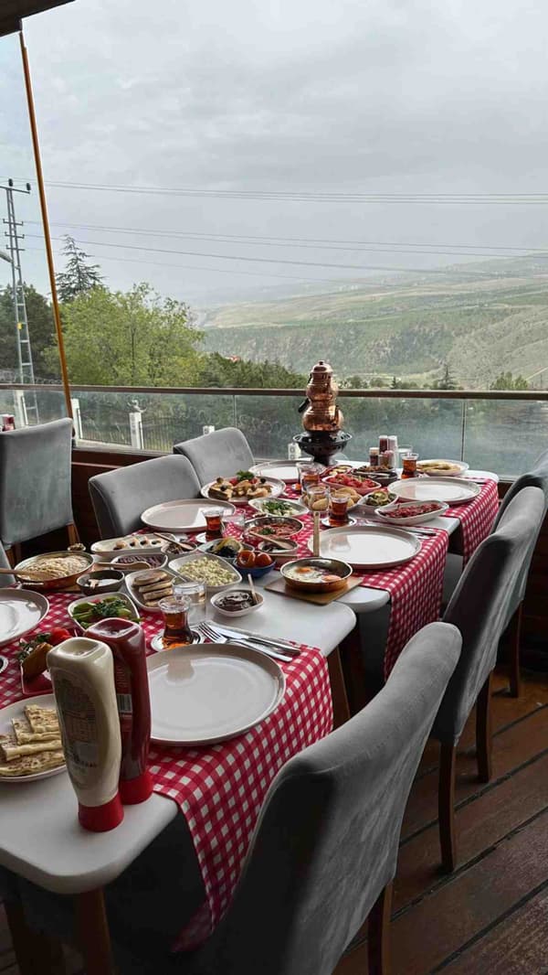 Zeybek Kahvaltı Salonu - 3. Fotoğraf